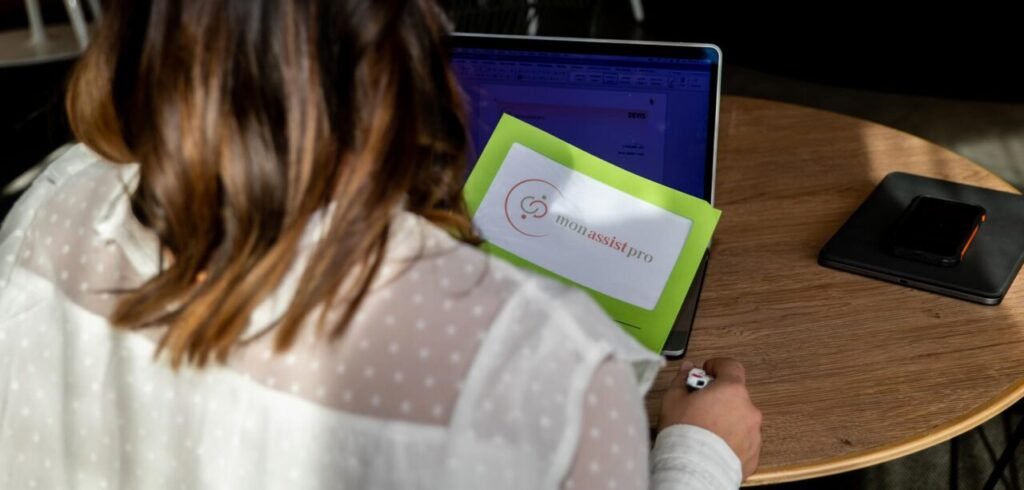 Assistante administrative indépendante ou assistante virtuelle? Tarif 1280x613 1 1024x490